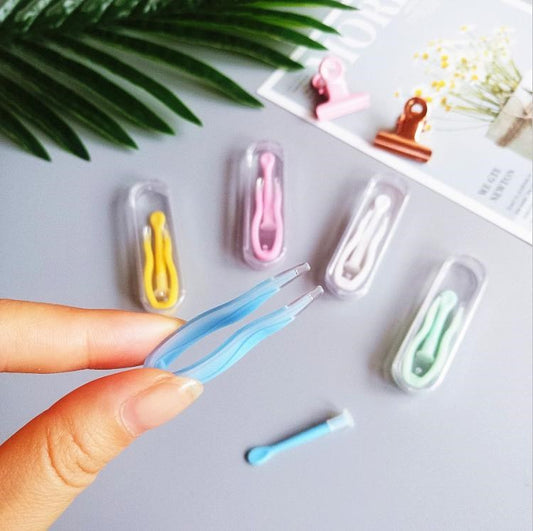 Convenient Contact Lens Wearing Tools Accessories